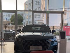 -上海冠松华奥奥迪4S店(张江店)