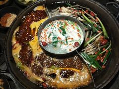 -渝涯重庆豆花老火锅(中赢国际店)