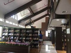 -杨浦区图书馆(长海路街道分馆)