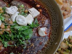 肥肠血旺-茅屋大酒店