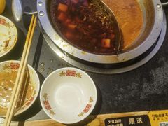 -沸炉重庆老火锅(军事博物馆店)
