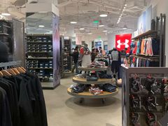 -UNDER ARMOUR(新燕莎奥莱店)