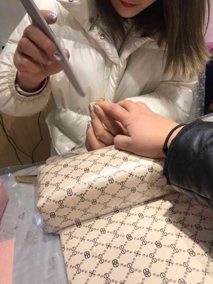 naomi nailsalon-"(●-●)哈库拉玛塔塔 【点评纯属个人.