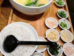 进士米线-茶花妹子云南餐厅(传媒大学店)