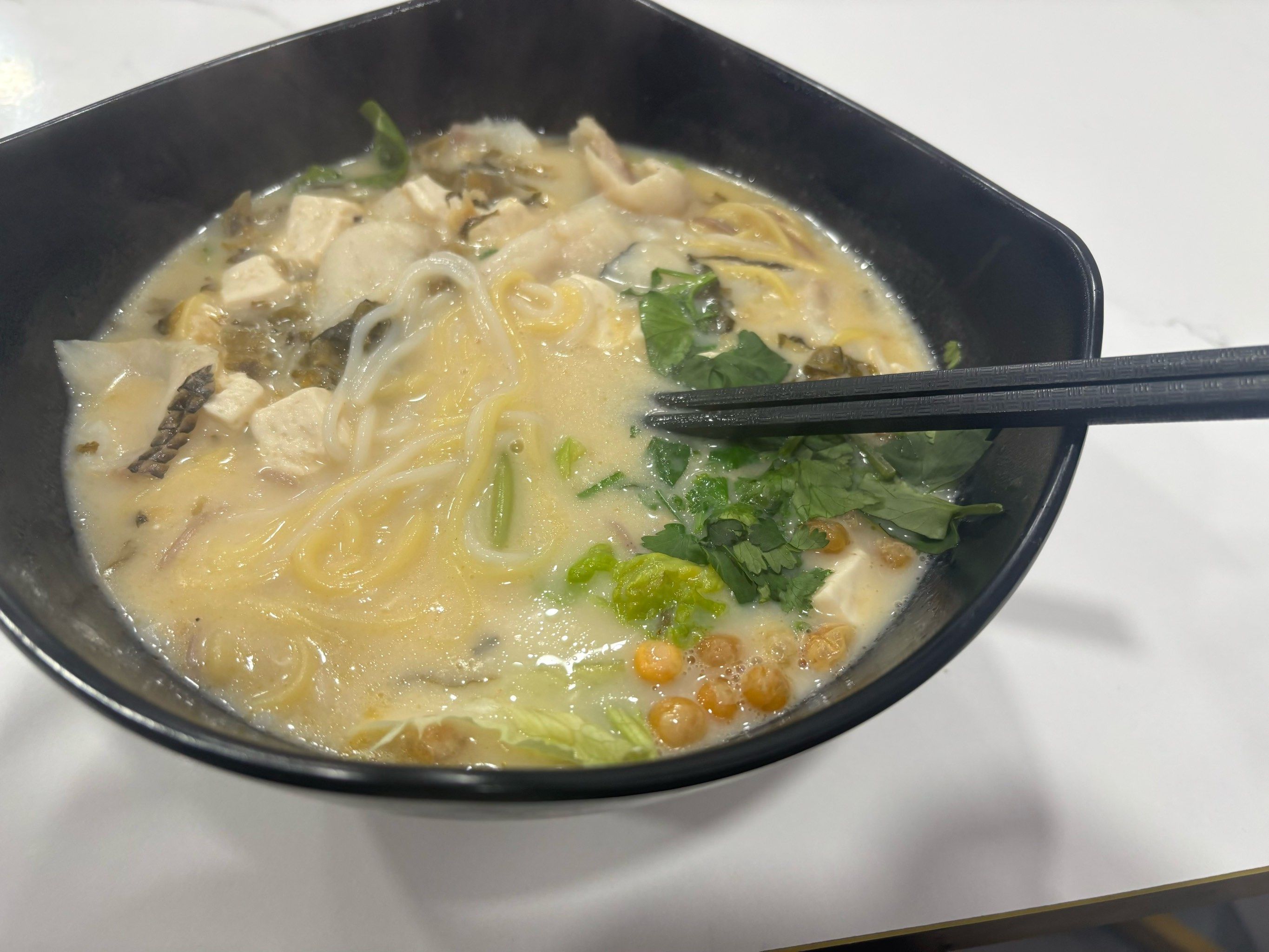 五谷原味鱼粉 味道醇厚,面有劲道,吃起来