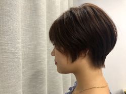 -Moyue HAIR SALON
