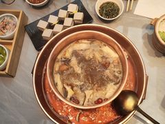-慢丽江·云南野生菌土鸡锅(付家庄店)