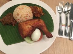 -关夫人餐厅(阳光广场店)