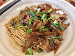 -佬钱湾仔(衣裳街店)