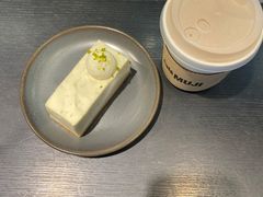 青柠香橙轻芝士蛋糕-无印良品餐堂 MUJI Diner(成都太古里店)