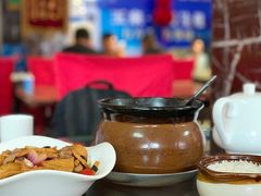 玉米排骨瓦罐汤-民间瓦缸煨汤館(嵩山路店)