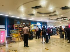 -日上免税店(三径路t3店)