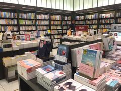 -诚品(信义店)