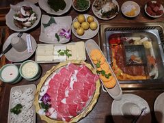 -东巴人鱼豆花火锅(幸福街店)
