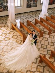 -雪中彩影婚纱摄影·微光艺术中心