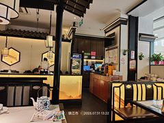 -小菜园新徽菜(镇江丹阳吾悦店)