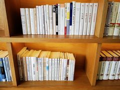 -蔚来中心(北京中关村店)