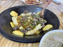 -洪姐川菜东北菜铁锅炖(天生丽街店)