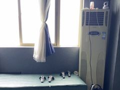 -VR 间客漫·PS电玩·虚拟现实包间游戏电竞(街道口店)