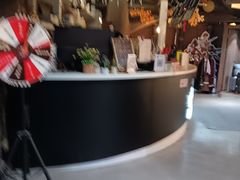 -暴风岛沉浸式体验馆(百联世纪店)