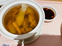 -顺风汤馆·广府粤菜(江宸天街店)