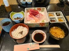 -料理茶屋 花さがみ