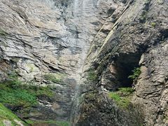 -燕子河大峡谷天坑仙境