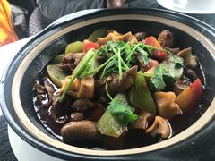 红烧肥肠煲-渝信川菜(南滨店)
