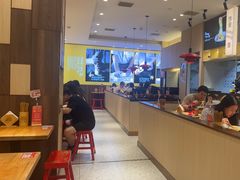 -陇上秦轩西安biangbiang面(朝龙汇店)