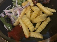 -梅夫娜土耳其餐厅.清真