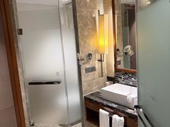 -三亚湾海居铂尔曼度假酒店