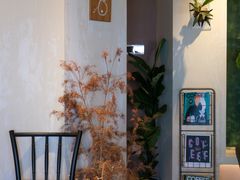 -luutosa  cafe & tea 鹿兔山