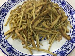 芦蒿香干-广迎居老正兴菜馆