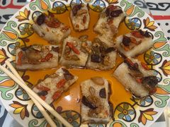 -沙枣树辣子鸡•新疆家常菜(喀什西路店)