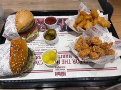 -The Habit Burger Grill 哈比特汉堡(爱琴海店)