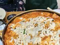 -亲昵春川鸡排(韩国美食街店)