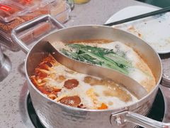 -金滏山烤肉·海鲜·火锅自助餐厅(襄阳万达店)