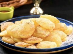 -米德维奇俄式西餐厅(西六道街店)