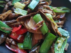 干锅诺邓腊肉焖笋干-丽江金茂凯悦臻选酒店-滇香馆