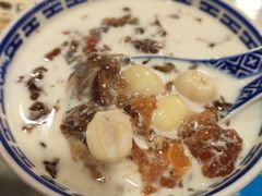 牛奶桃胶莲子-双喜老铺(人民广场店)