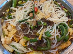 -柳州肥姨妈大骨螺蛳粉(东靖路店)
