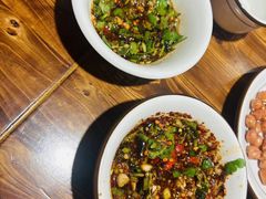 -乡土特色.冷锅鱼.牦牛肉汤锅
