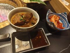 -山川小町·极番烧肉(新地假日广场店)