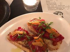 海胆面包配辣椒黄油-Ocean's Table 欧舍