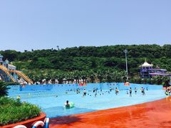 -平湖九龙山乐满地水上乐园