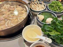 -烹然四季椰子鸡火锅(团结湖总店)