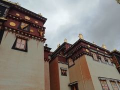 -噶丹松赞林寺