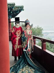 -雪中彩影婚纱摄影·微光艺术中心