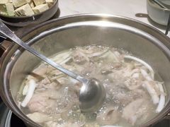 -喃喃椰·糟粕醋·椰子鸡火锅(七堡花园店)