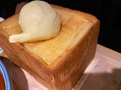面包诱惑-绿茶餐厅(同成街华联店)